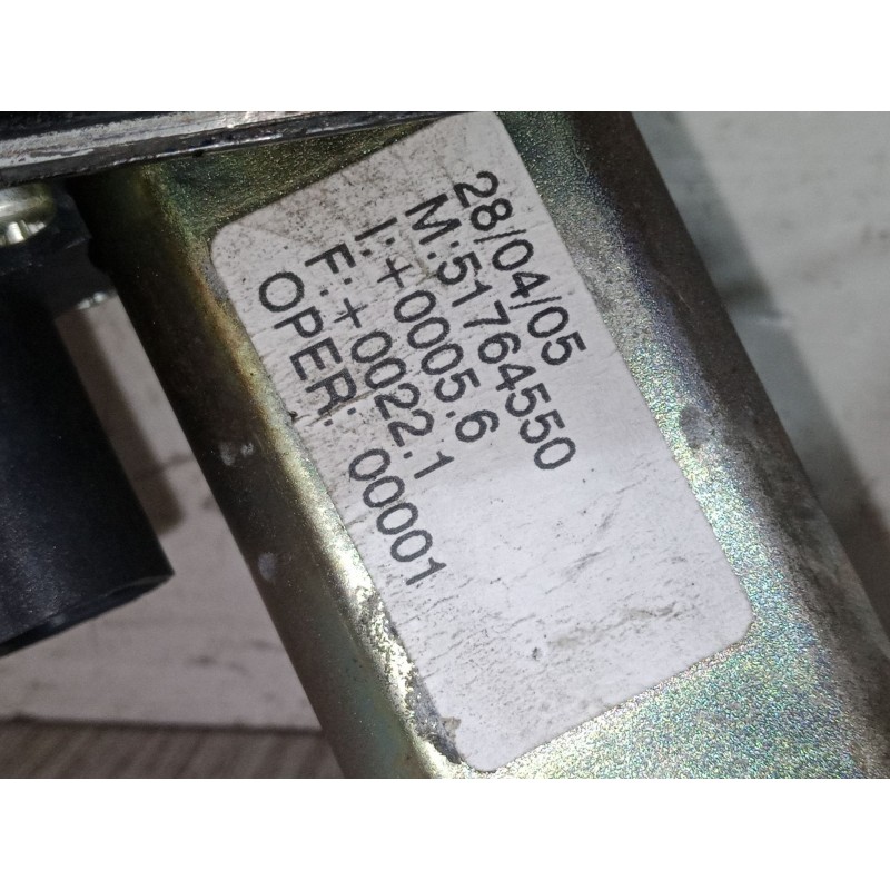 Recambio de elevalunas electrico delantero izquierdo para fiat punto (188_) 1.2 60 (188.030, .050, .130, .150, .230, .250) refer