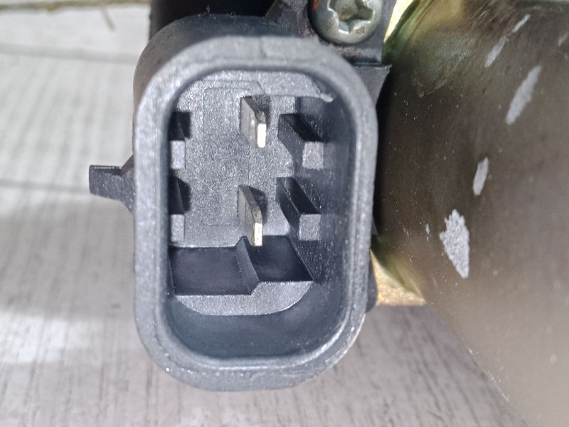 Recambio de elevalunas electrico delantero izquierdo para fiat punto (188_) 1.2 60 (188.030, .050, .130, .150, .230, .250) refer