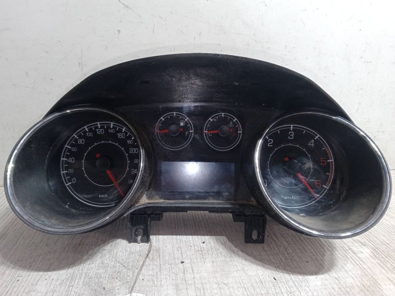 Recambio de cuadro instrumentos para fiat bravo ii (198_) 1.9 d multijet (198axb1a) referencia OEM IAM    Recambio de cuadro instrumentos para fiat bravo ii (198_) 1.9 d multijet (198axb1a) referencia OEM IAM