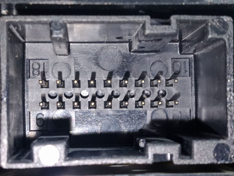 Recambio de cuadro instrumentos para fiat bravo ii (198_) 1.9 d multijet (198axb1a) referencia OEM IAM    Recambio de cuadro instrumentos para fiat bravo ii (198_) 1.9 d multijet (198axb1a) referencia OEM IAM