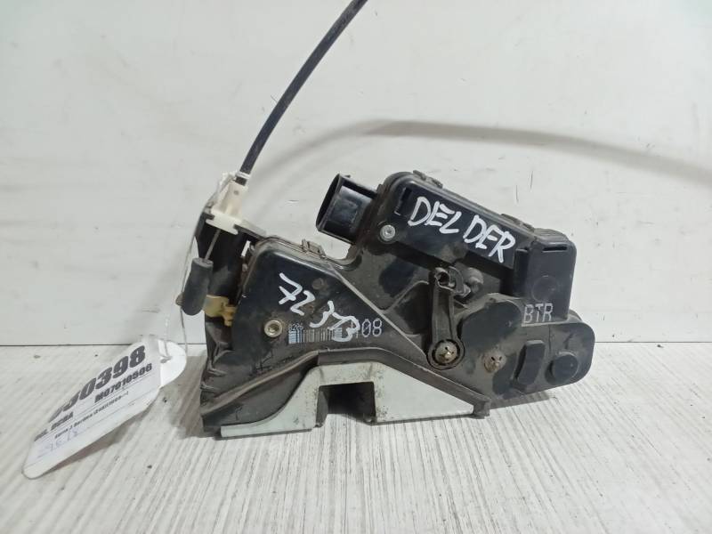 CERRADURA PUERTA DELANTERA DERECHA 