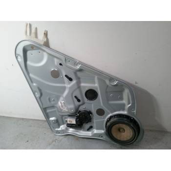 ELEVALUNAS ELECTRICO TRASERO DERECHO 834801H020 