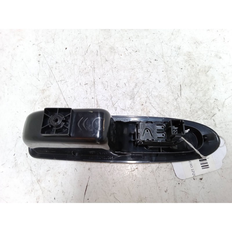 Recambio de mando elevalunas trasero izquierdo para citroën c4 ii (nc_) 1.2 thp 110 referencia OEM IAM   