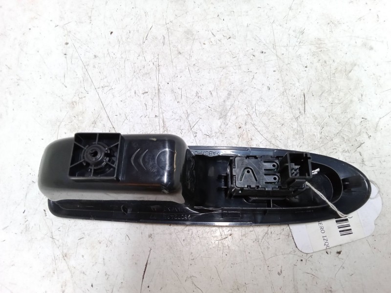 Recambio de mando elevalunas trasero izquierdo para citroën c4 ii (nc_) 1.2 thp 110 referencia OEM IAM   