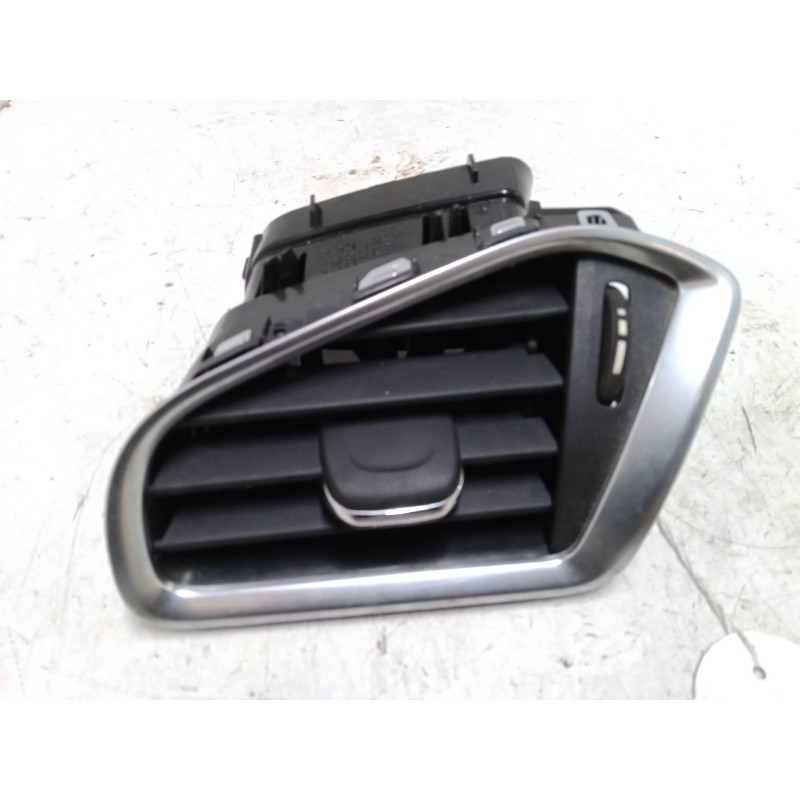 Recambio de aireador central izquierdo para citroën c4 ii (nc_) 1.2 thp 110 referencia OEM IAM   