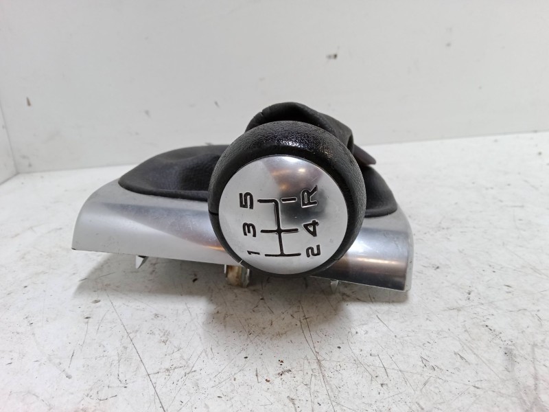 Recambio de pomo palanca cambio para citroën c4 ii (nc_) 1.2 thp 110 referencia OEM IAM   