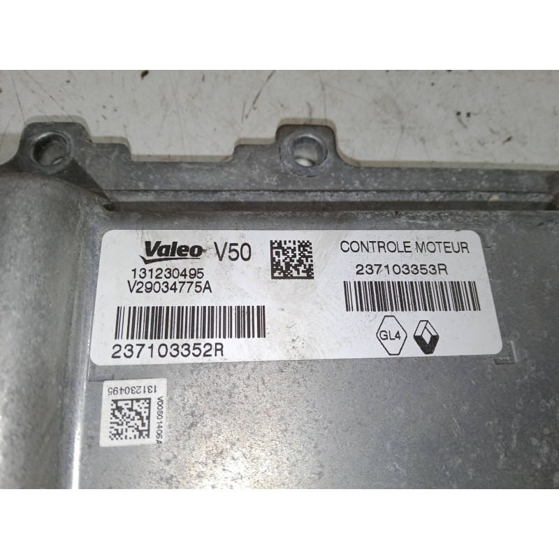 Recambio de centralita motor uce para renault clio iv (bh_) 0.9 tce 90 referencia OEM IAM V29034775A  