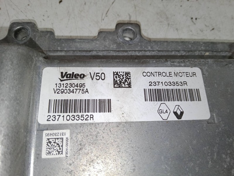 Recambio de centralita motor uce para renault clio iv (bh_) 0.9 tce 90 referencia OEM IAM V29034775A  