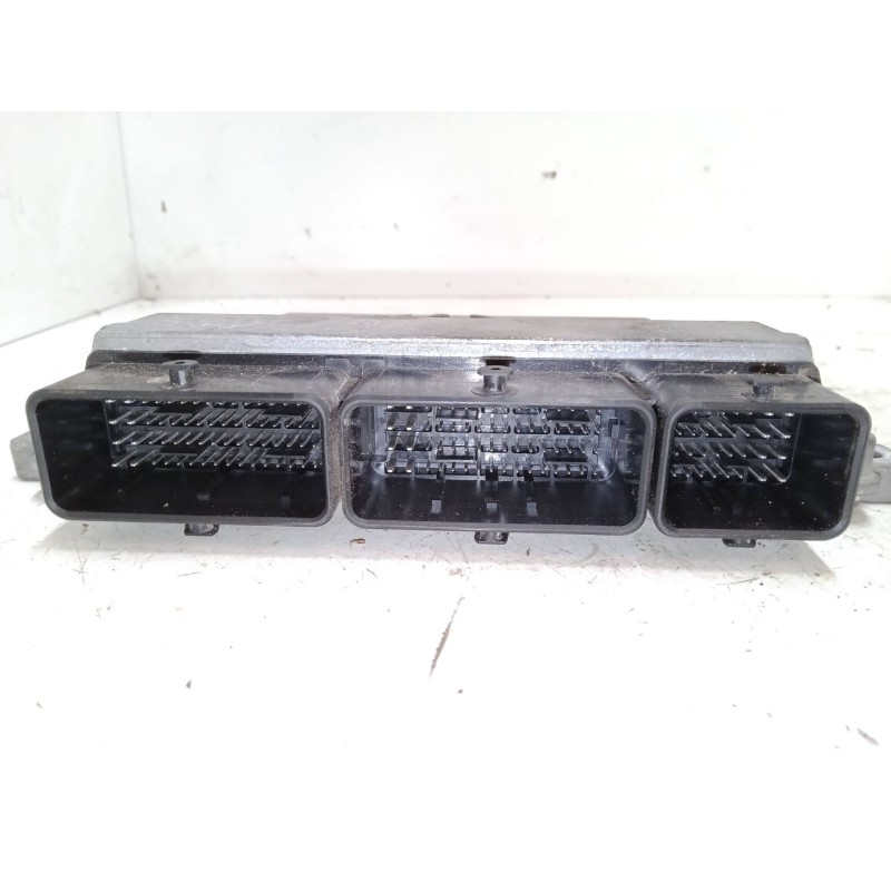 Recambio de centralita motor uce para renault clio iv (bh_) 0.9 tce 90 referencia OEM IAM V29034775A  