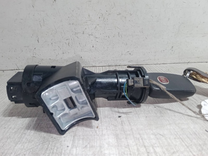 Recambio de clausor para fiat bravo ii (198_) 1.9 d multijet (198axb1a) referencia OEM IAM 60183600   Recambio de clausor para fiat bravo ii (198_) 1.9 d multijet (198axb1a) referencia OEM IAM 60183600