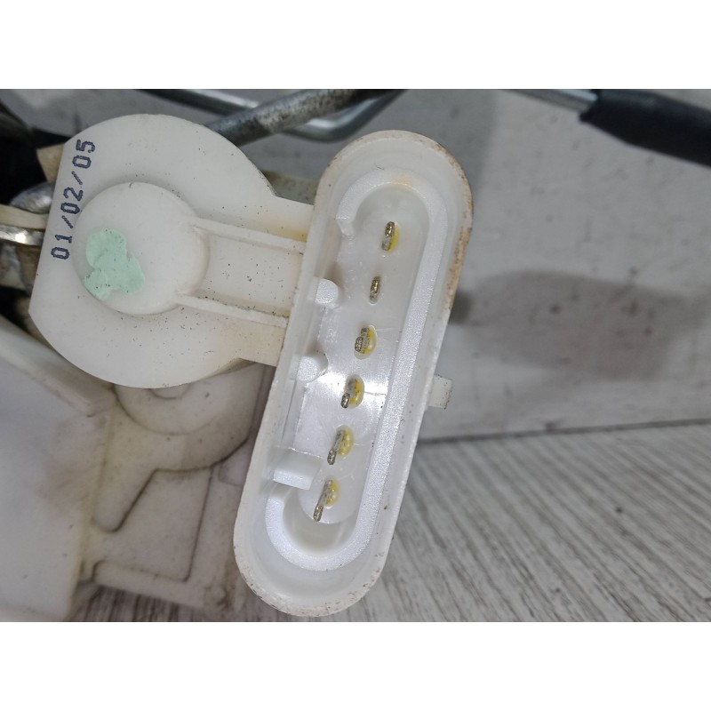 Recambio de cerradura puerta delantera derecha para fiat punto (188_) 1.2 60 (188.030, .050, .130, .150, .230, .250) referencia 