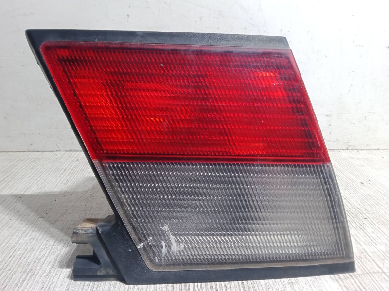 Recambio de piloto trasero porton izquierdo para nissan primera hatchback (p11) 1.6 16v referencia OEM IAM   