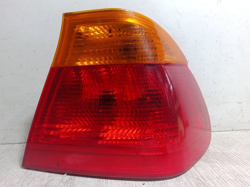 Recambio de piloto trasero derecho para bmw 3 (e21) 320 i referencia OEM IAM   