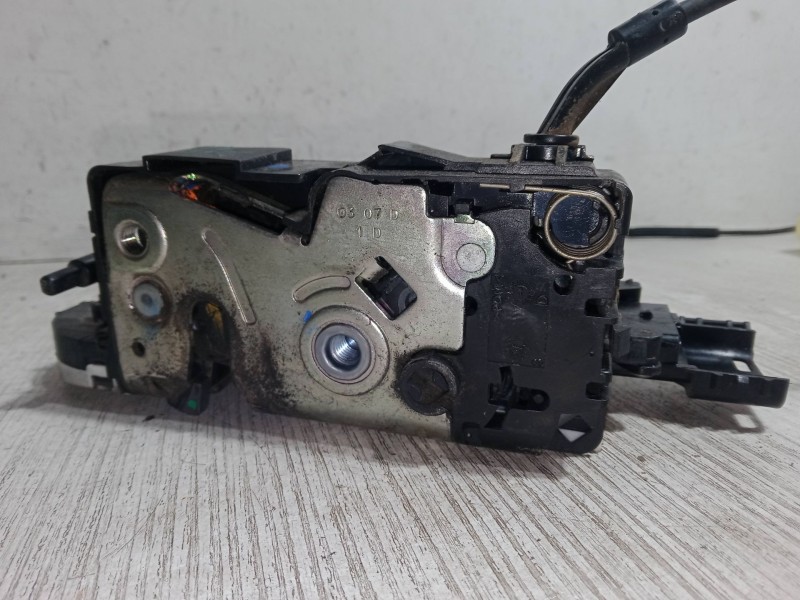 Recambio de cerradura puerta delantera derecha para peugeot 207/207+ (wa_, wc_) 1.4 hdi referencia OEM IAM   