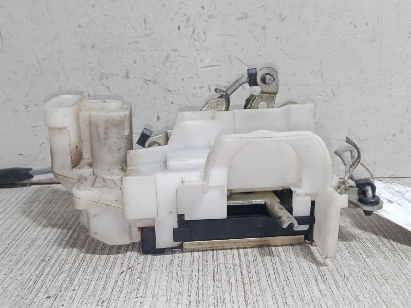 Recambio de cerradura puerta delantera izquierda para fiat punto (188_) 1.2 60 (188.030, .050, .130, .150, .230, .250) referenci