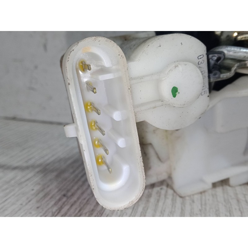 Recambio de cerradura puerta delantera izquierda para fiat punto (188_) 1.2 60 (188.030, .050, .130, .150, .230, .250) referenci