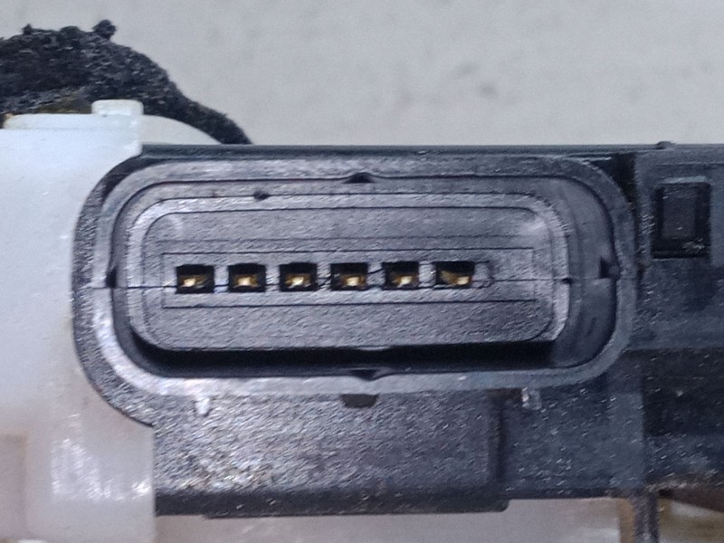 Recambio de cerradura puerta delantera derecha para hyundai ix35 (lm, el, elh) 1.7 crdi referencia OEM IAM   