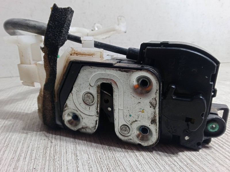 Recambio de cerradura puerta delantera derecha para hyundai ix35 (lm, el, elh) 1.7 crdi referencia OEM IAM   