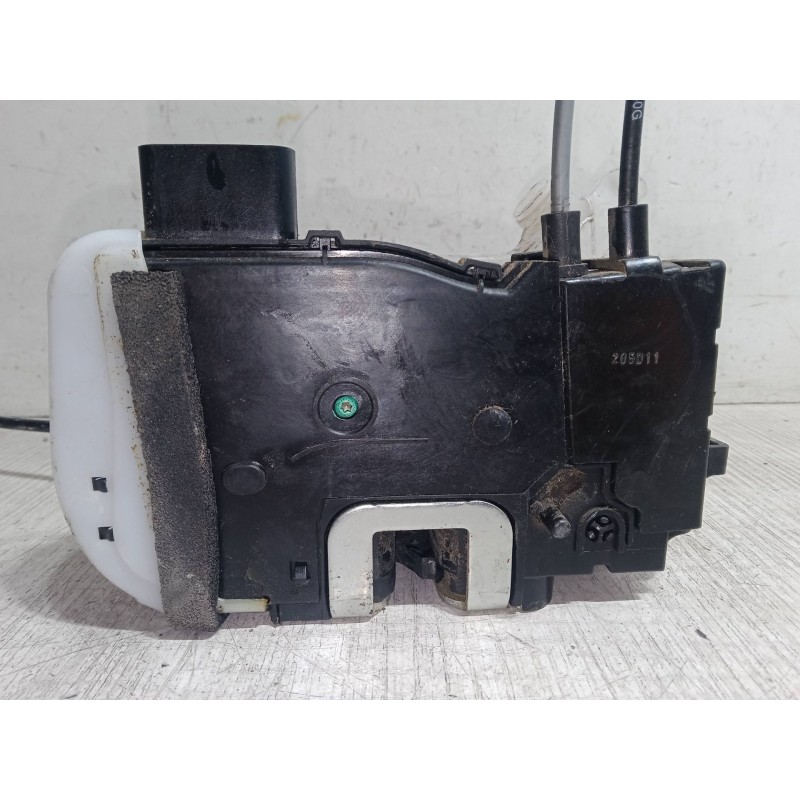 Recambio de cerradura puerta trasera izquierda para hyundai ix35 (lm, el, elh) 1.7 crdi referencia OEM IAM 81410-2Y010   Recambio de cerradura puerta trasera izquierda para hyundai ix35 (lm, el, elh) 1.7 crdi referencia OEM IAM 81410-2Y010