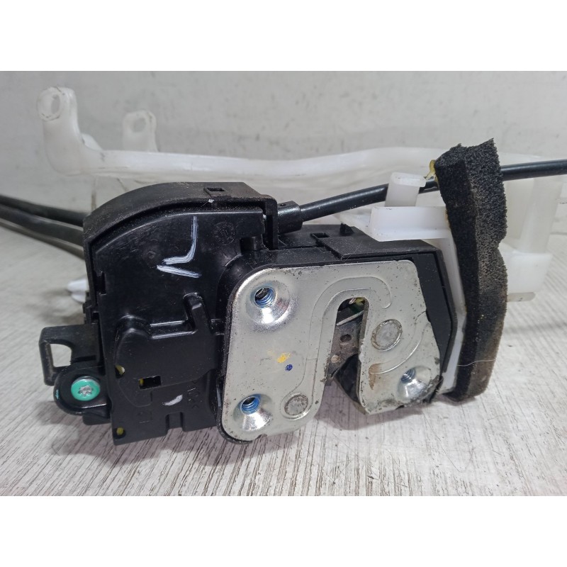 Recambio de cerradura puerta trasera izquierda para hyundai ix35 (lm, el, elh) 1.7 crdi referencia OEM IAM 81410-2Y010   Recambio de cerradura puerta trasera izquierda para hyundai ix35 (lm, el, elh) 1.7 crdi referencia OEM IAM 81410-2Y010