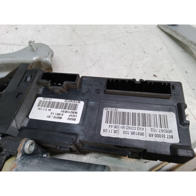 Recambio de elevalunas electrico delantero izquierdo para renault megane iii hatchback (bz0/1_, b3_) 1.5 dci referencia OEM IAM 