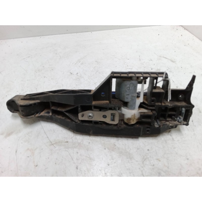 Recambio de maneta exterior puerta trasera derecha para peugeot 208 i (ca_, cc_) 1.4 hdi referencia OEM IAM    Recambio de maneta exterior puerta trasera derecha para peugeot 208 i (ca_, cc_) 1.4 hdi referencia OEM IAM