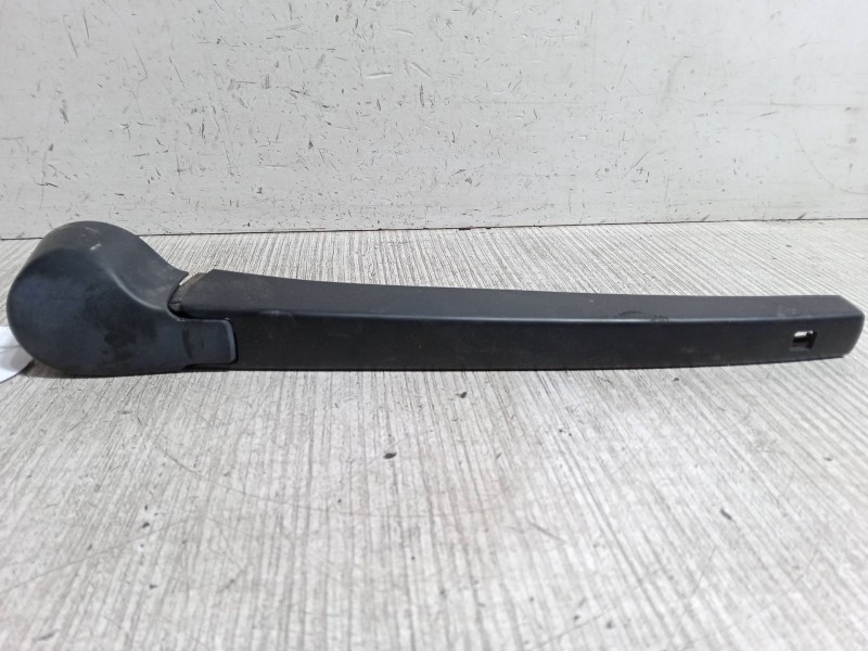 Recambio de brazo limpia trasero para volkswagen polo vi (aw1, bz1, ae1) 1.0 tsi referencia OEM IAM   