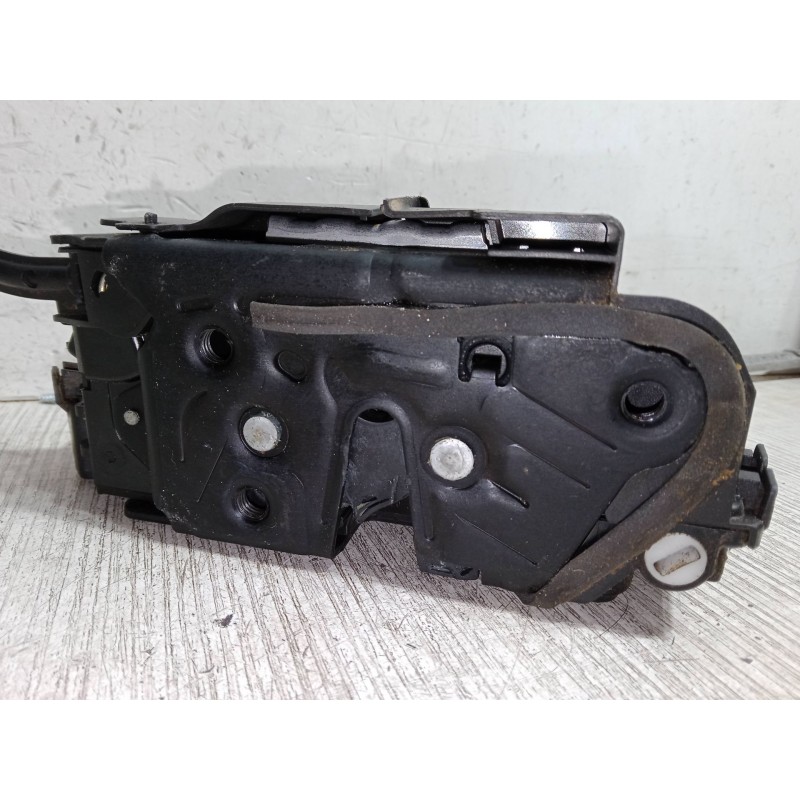 Recambio de cerradura puerta trasera izquierda para volkswagen polo vi (aw1, bz1, ae1) 1.0 tsi referencia OEM IAM 5TA839015E  