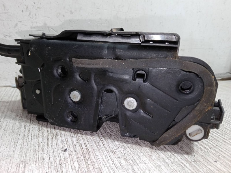 Recambio de cerradura puerta trasera izquierda para volkswagen polo vi (aw1, bz1, ae1) 1.0 tsi referencia OEM IAM 5TA839015E  