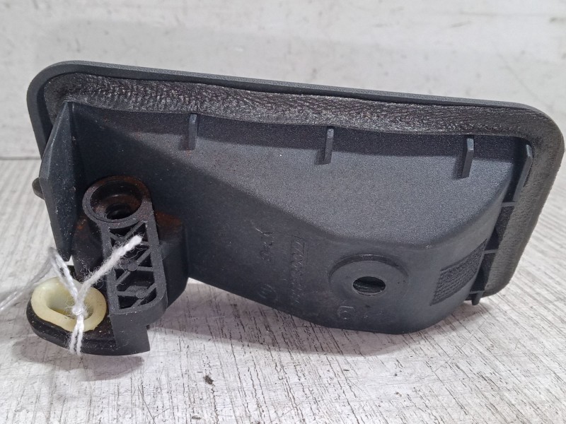 Recambio de maneta interior puerta delantera derecha para renault clio i (b/c57_, 5/357_) 1.4 referencia OEM IAM   