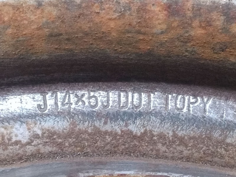 Recambio de llanta chapa 14´´ para nissan pick up (d22) 2.5 d referencia OEM IAM J14X5J  