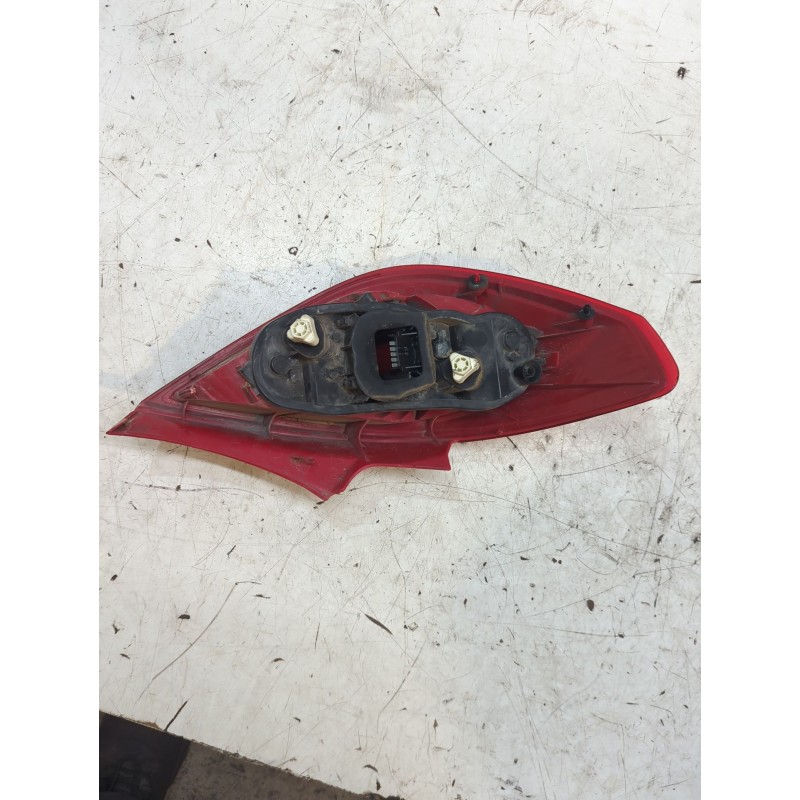 Recambio de piloto trasero derecho para opel corsa d (s07) 1.3 cdti (l08, l68) referencia OEM IAM 13186351  89038961