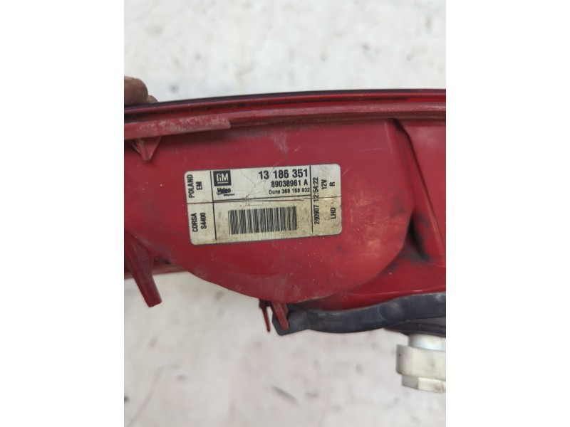 Recambio de piloto trasero derecho para opel corsa d (s07) 1.3 cdti (l08, l68) referencia OEM IAM 13186351  89038961
