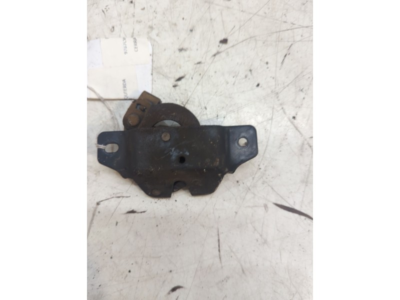 Recambio de cerradura porton superior izquierda para peugeot partner monospace (5_, g_) 1.9 d referencia OEM IAM    Recambio de cerradura porton superior izquierda para peugeot partner monospace (5_, g_) 1.9 d referencia OEM IAM