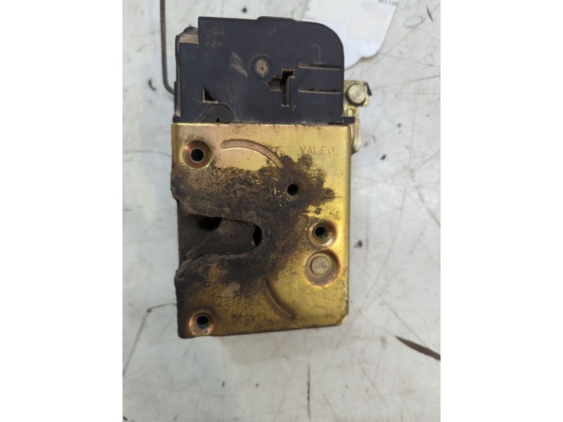 Recambio de cerradura puerta delantera derecha para peugeot partner monospace (5_, g_) 1.9 d referencia OEM IAM    Recambio de cerradura puerta delantera derecha para peugeot partner monospace (5_, g_) 1.9 d referencia OEM IAM