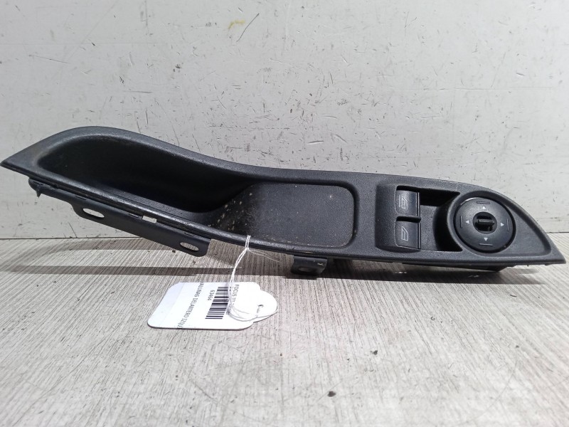 Recambio de mando elevalunas delantero izquierdo para ford focus iii turnier 1.6 tdci referencia OEM IAM AM5T14A132   Recambio de mando elevalunas delantero izquierdo para ford focus iii turnier 1.6 tdci referencia OEM IAM AM5T14A132