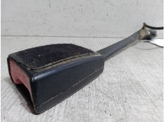 Recambio de anclaje cinturon delantero izquierdo para ford focus iii turnier 1.6 tdci referencia OEM IAM