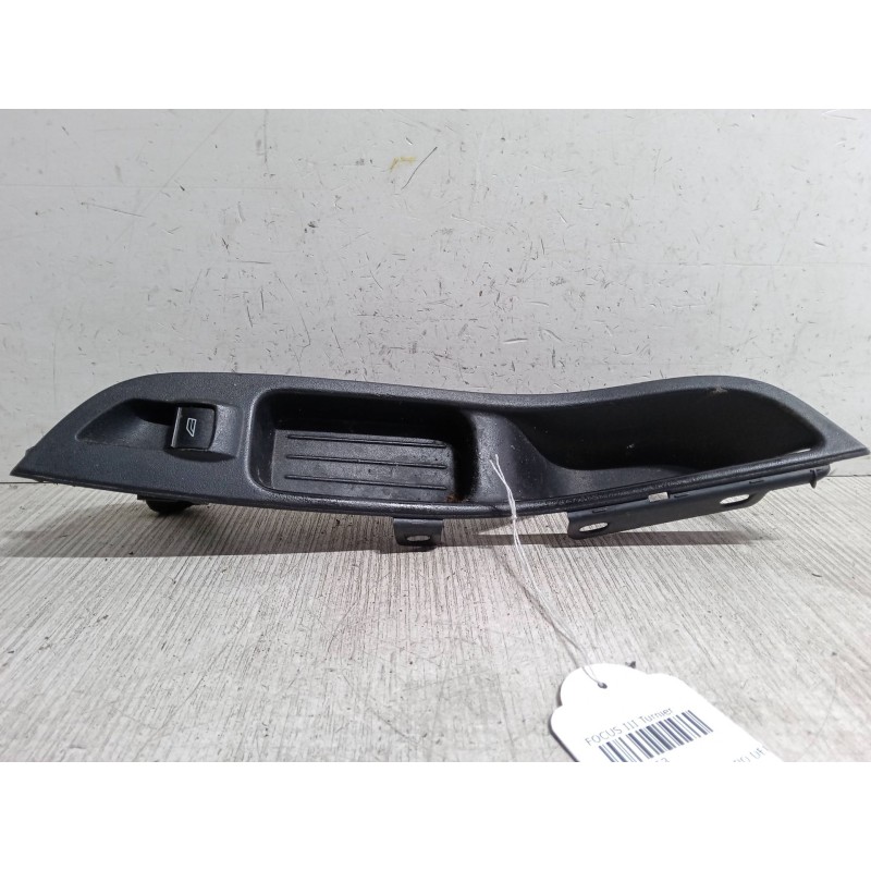 Recambio de mando elevalunas delantero derecho para ford focus iii turnier 1.6 tdci referencia OEM IAM BM51A240A40  
