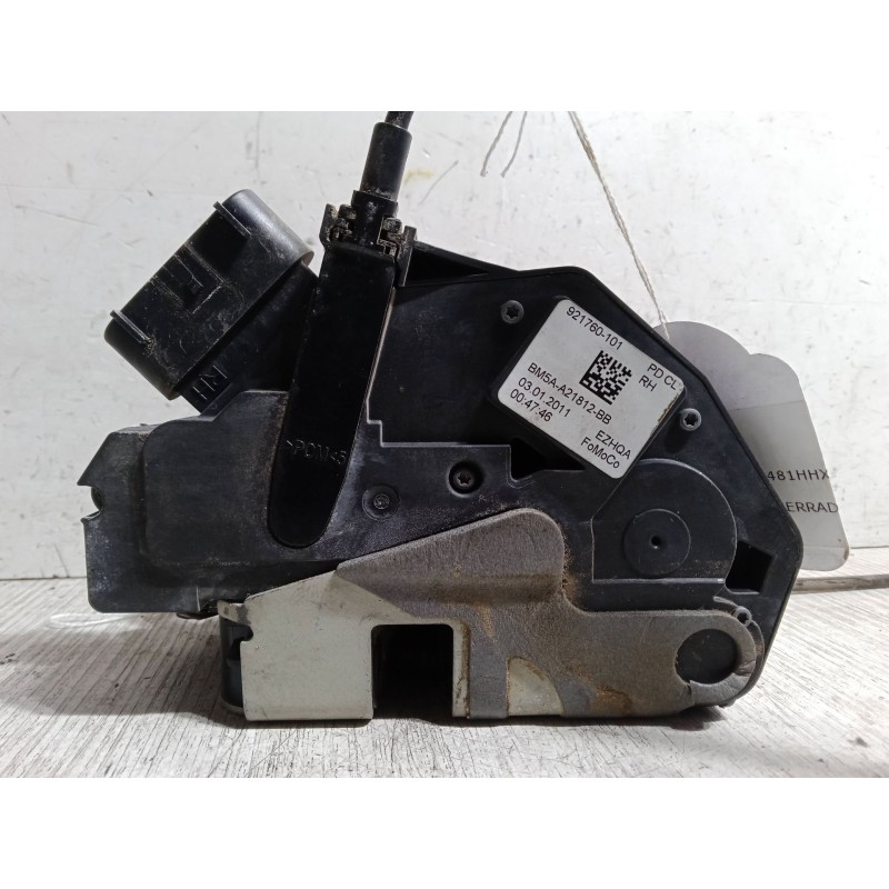 Recambio de cerradura puerta delantera derecha para ford focus iii turnier 1.6 tdci referencia OEM IAM BM5AA21812BB  