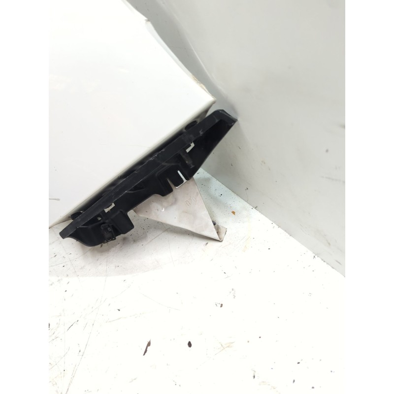 Recambio de aleta delantera derecha para citroën c4 ii (nc_) 1.2 thp 110 referencia OEM IAM 1698958480  