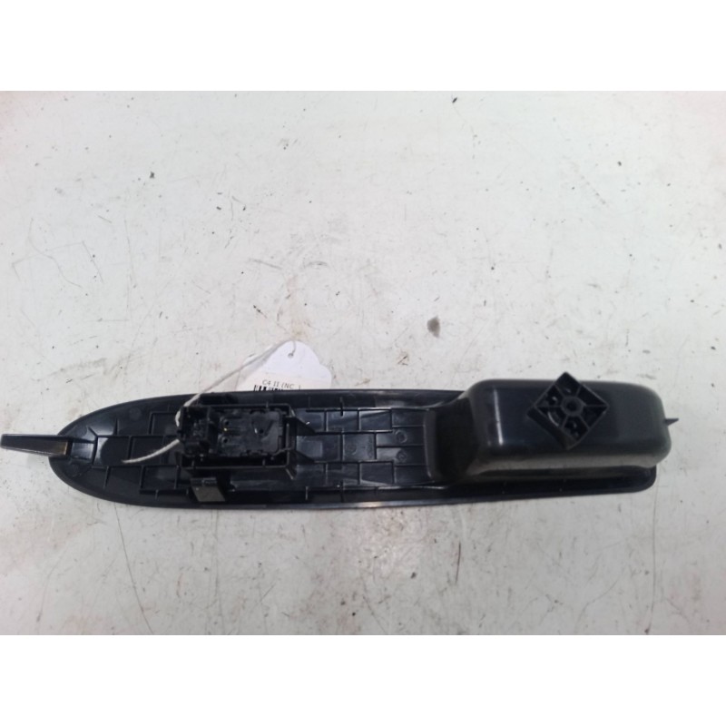 Recambio de mando elevalunas delantero derecho para citroën c4 ii (nc_) 1.2 thp 110 referencia OEM IAM   