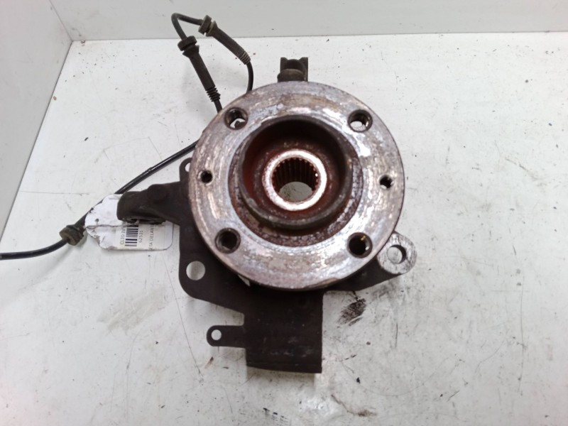 Recambio de mangueta delantera derecha para renault clio iv (bh_) 0.9 tce 90 referencia OEM IAM   