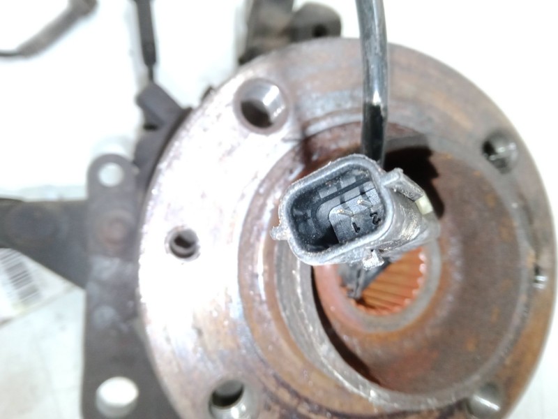 Recambio de mangueta delantera derecha para renault clio iv (bh_) 0.9 tce 90 referencia OEM IAM   