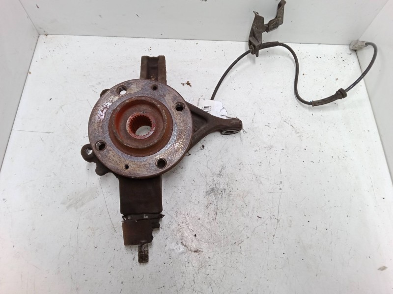 Recambio de mangueta delantera izquierda para citroën c4 coupé (la_) 1.6 hdi referencia OEM IAM    Recambio de mangueta delantera izquierda para citroën c4 coupé (la_) 1.6 hdi referencia OEM IAM