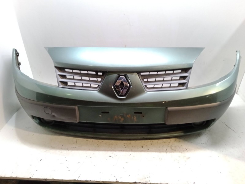 Recambio de paragolpes delantero para renault megane ii sedán (lm0/1_) 1.4 referencia OEM IAM    Recambio de paragolpes delantero para renault megane ii sedán (lm0/1_) 1.4 referencia OEM IAM