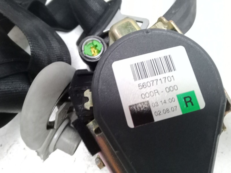 Recambio de cinturon seguridad delantero derecho para volkswagen golf iv (1j1) 1.8 t referencia OEM IAM 560771701  