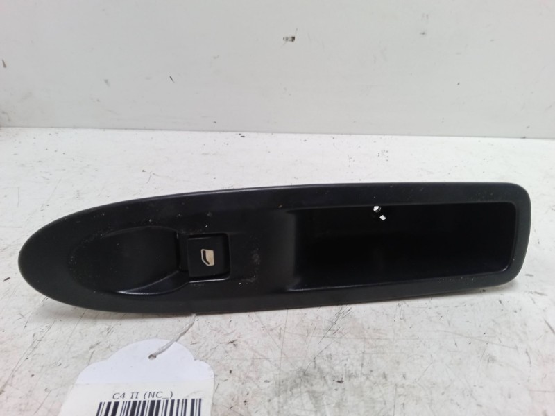 Recambio de mando elevalunas trasero derecho para citroën c4 ii (nc_) 1.2 thp 110 referencia OEM IAM   