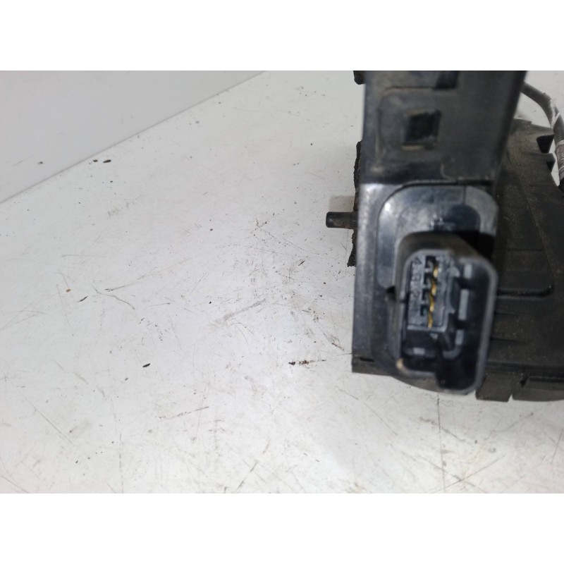 Recambio de cerradura puerta trasera izquierda para renault clio iv (bh_) 0.9 tce 90 referencia OEM IAM 825015591R  
