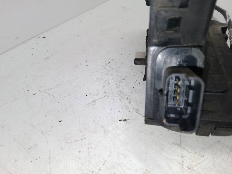 Recambio de cerradura puerta trasera izquierda para renault clio iv (bh_) 0.9 tce 90 referencia OEM IAM 825015591R  