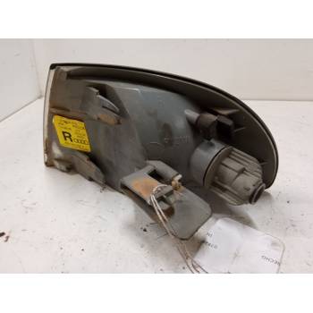 INTERMITENTE DELANTERO DERECHO 8D0953050A 